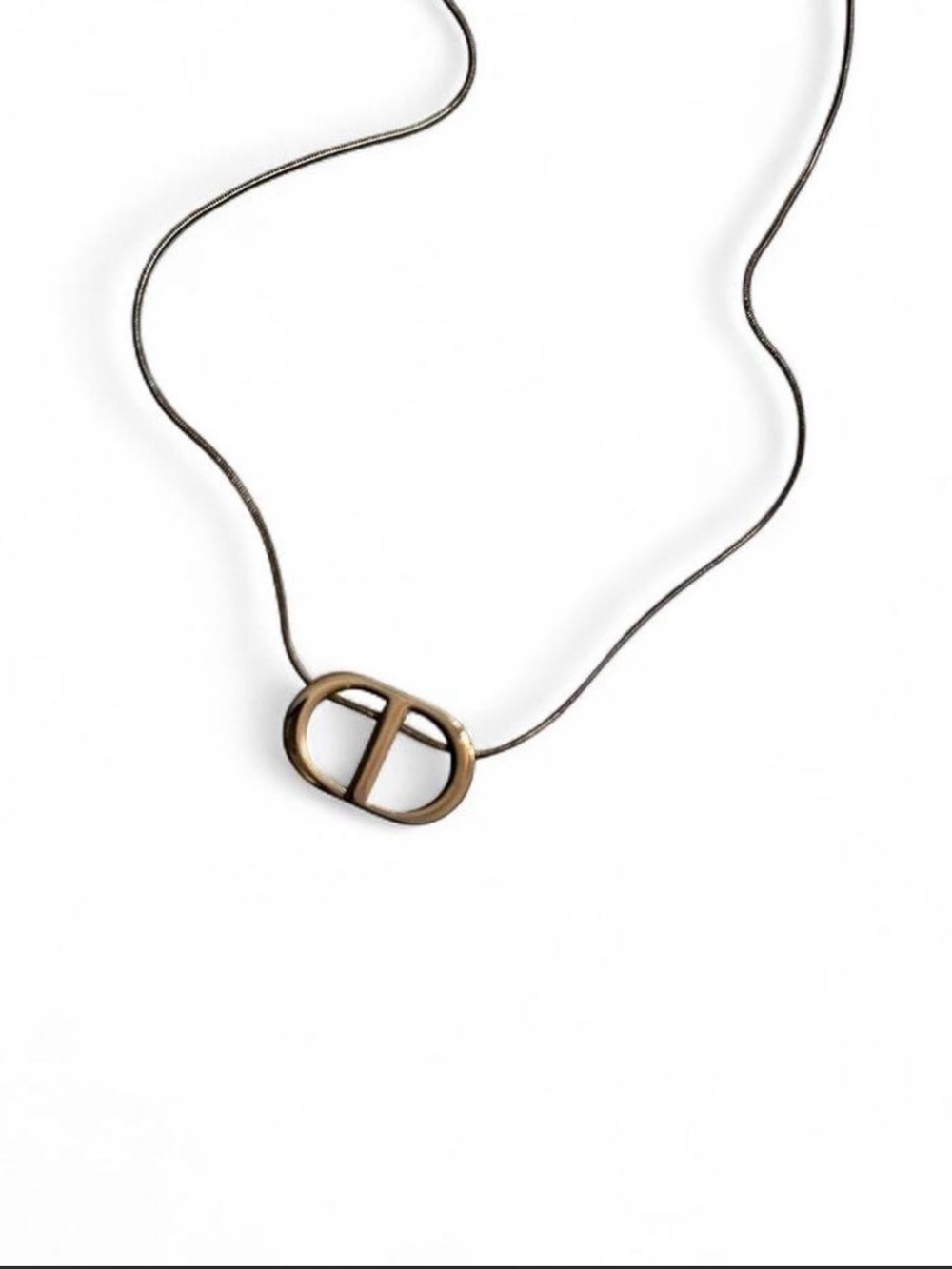 Elegant Gold Necklace